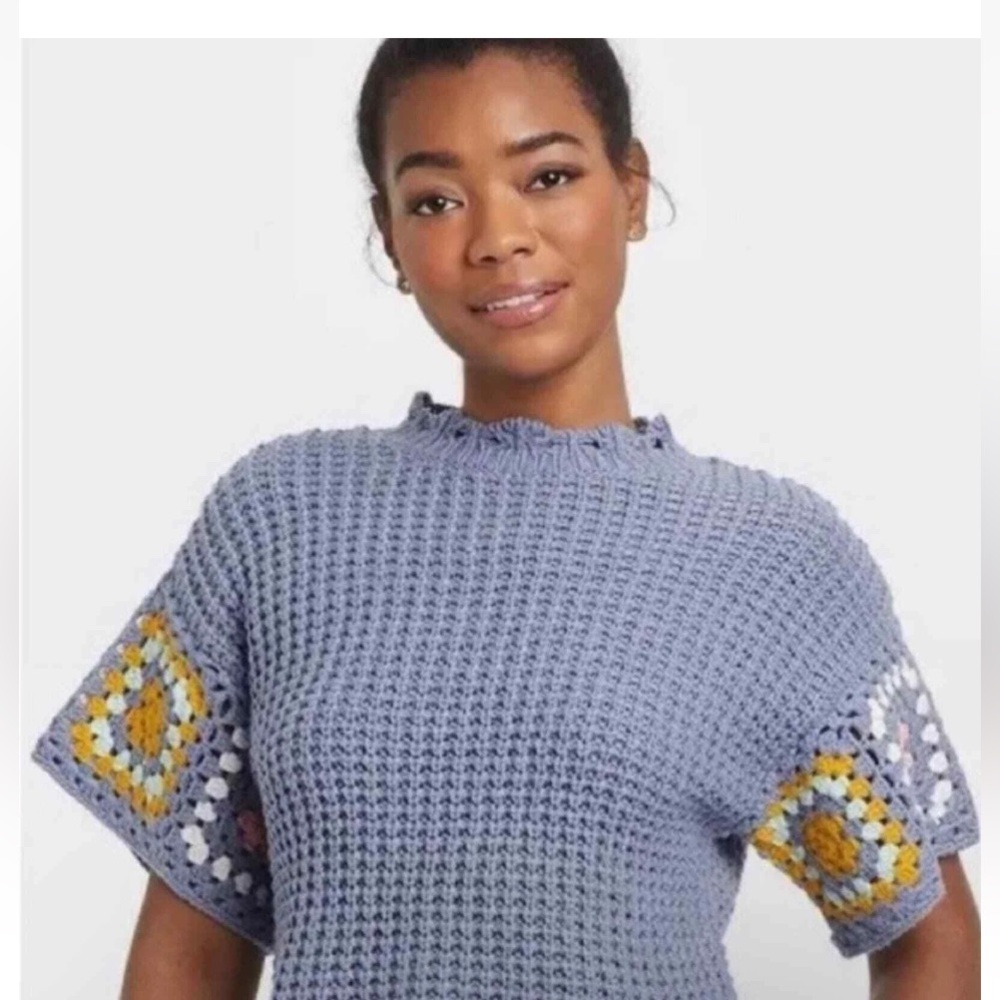 Universal Threads Women's Granny Square Crochet S… - image 2